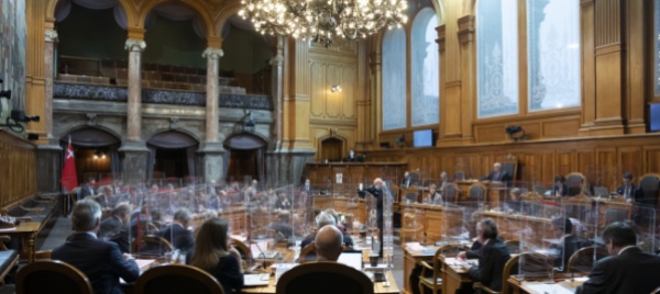 i-senatori-vogliono-una-politica-piu-trasparente
