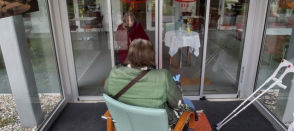 covid-19-e-case-anziani-cosa-ripensare-per-dignita-ospiti