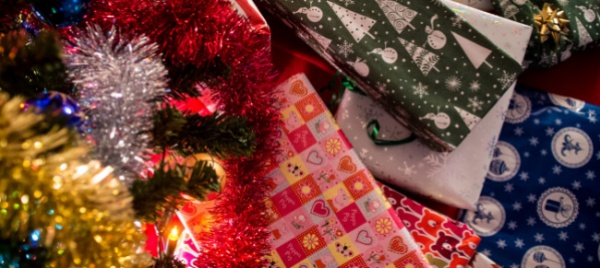 natale-327-franchi-di-regali-in-svizzera-ma-non-in-ticino