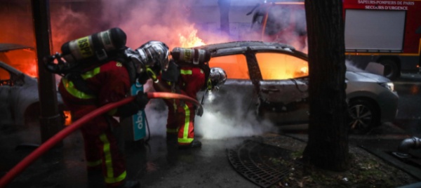 proteste-in-francia-scoppia-la-guerriglia