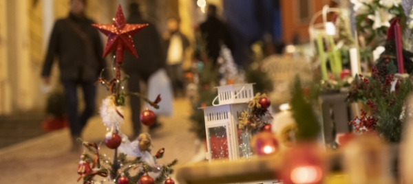 lugano-mercatino-di-natale-capro-espiatorio