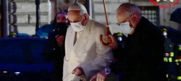 papa-francesco-dona-4-000-tamponi-ai-senzatetto-di-roma
