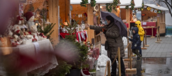 lugano-chiude-il-mercatino-polizia-costantemente-in-pensilina