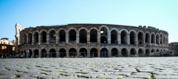 l-arena-di-verona-restituisce-uno-scheletro