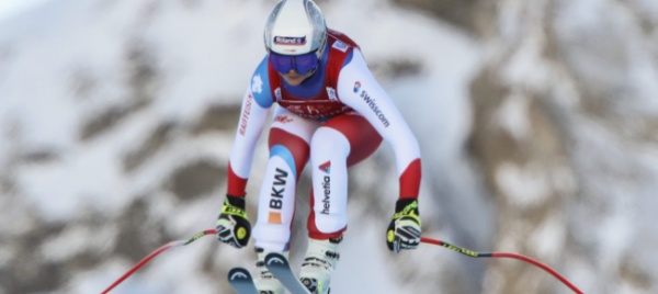 corinne-suter-si-regala-la-libera-di-val-d-isere