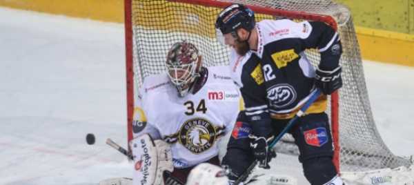 sotto-la-neve-l-ambri-torna-a-brindare-ai-tre-punti
