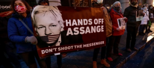 cauzione-negata-julian-assange-resta-in-detenzione