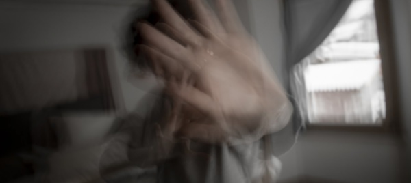 l-ex-funzionario-dss-in-lacrime-sono-un-essere-umano