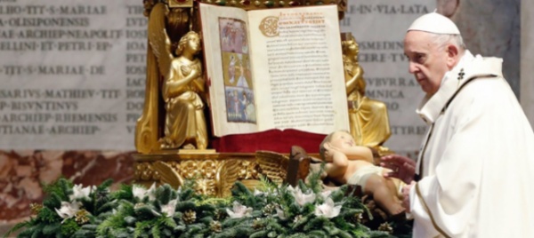 vaticano-il-papa-apre-ruoli-nella-liturgia-alle-donne