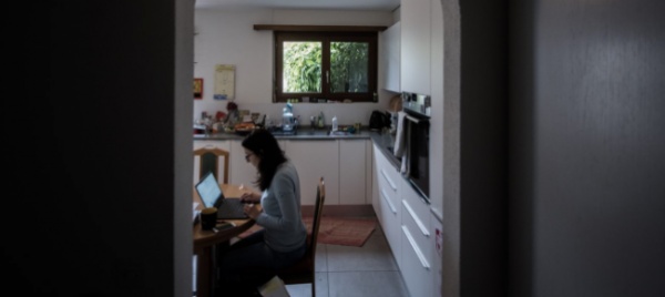 il-telelavoro-frena-la-mobilita-degli-svizzeri