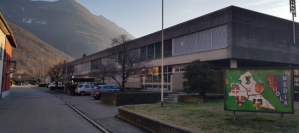 per-le-medie-di-castione-si-valutano-soluzioni-alternative