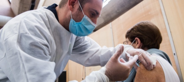 il-v-day-degli-over-85-residenti-a-domicilio