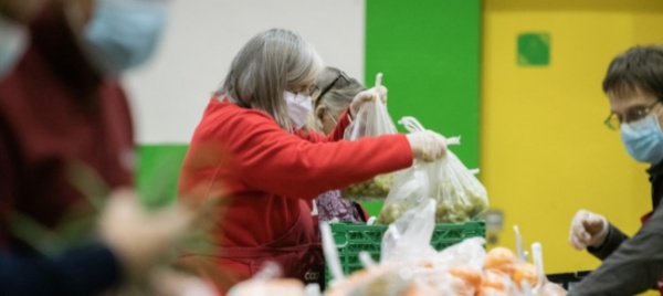 tavolino-magico-meno-alimenti-ma-piu-beneficiari