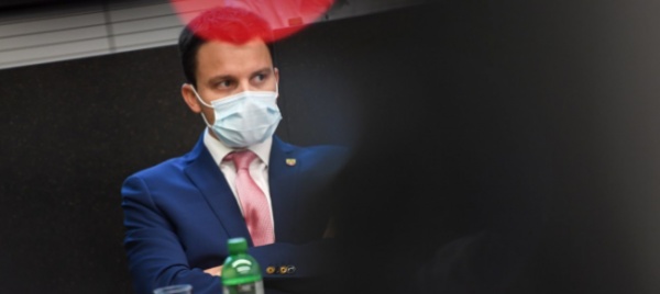 test-a-tappeto-aumento-quarantene-e-un-rischio-da-prendere