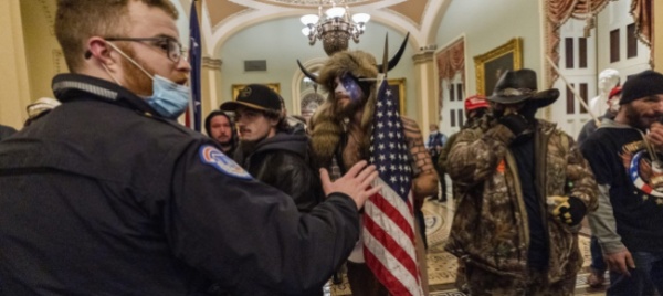 il-giorno-nero-della-democrazia-usa-e-le-sue-conseguenze