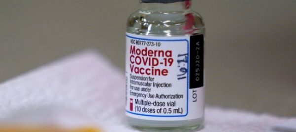 la-svizzera-omologa-il-vaccino-di-moderna