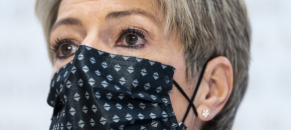 dissimulazione-del-viso-iniziativa-popolare-inutile