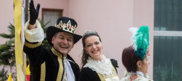 la-lingera-ricomincia-sabato-sera-dalla-diretta-instagram