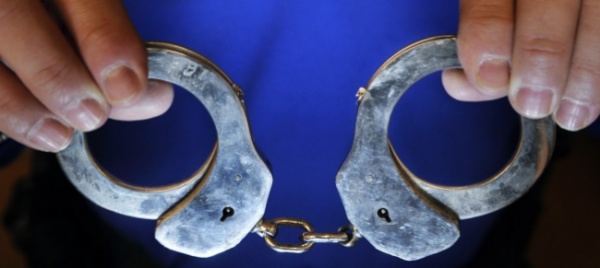 abusi-su-figlia-14enne-latitante-fermato-in-svizzera