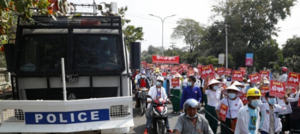 birmania-due-manifestanti-uccisi-uno-e-minorenne