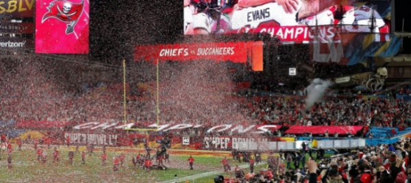 la-nba-alla-casa-bianca-con-le-stelle-del-super-bowl