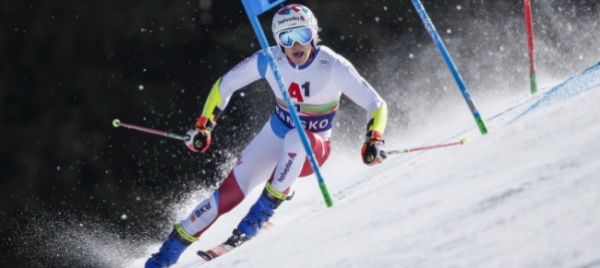 marco-odermatt-s-inchina-solo-a-faivre-a-bansko