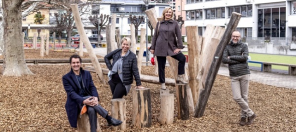 il-parco-delle-scuole-elementari-di-chiasso-riparte-dal-legno