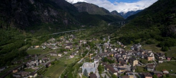 l-aggregazione-della-bassa-leventina-incassa-due-si-e-due-no