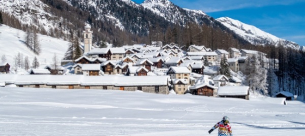 bosco-gurin-sole-e-neve-invogliano-gli-sciatori