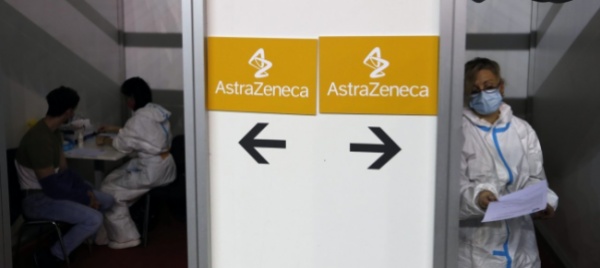 astrazeneca-infodemia-e-timori-della-politica