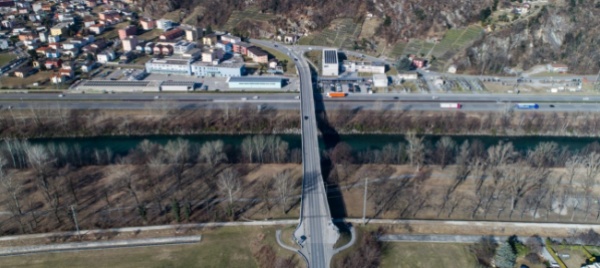 pannelli-fotovoltaici-al-semisvincolo-di-bellinzona