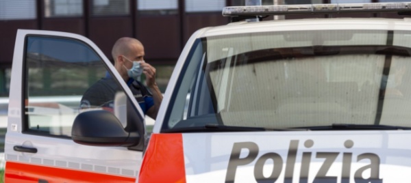 in-auto-con-50-grammi-di-cocaina-doppio-fermo-a-bissone