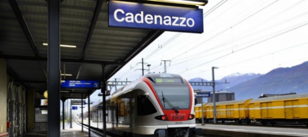 bus-al-posto-del-tilo-fra-cadenazzo-e-luino-dal-6-04-per-un-mese