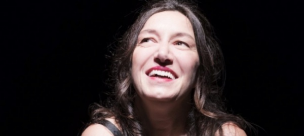 un-racconto-anarchico-e-poetico-tra-teatro-e-musica