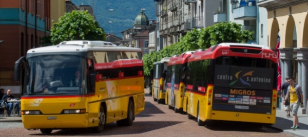 dal-5-aprile-piu-bus-fra-coira-e-bellinzona-e-nel-moesano