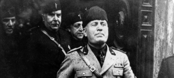 dpd-ticino-e-quel-duce-appeso-sulla-scrivania
