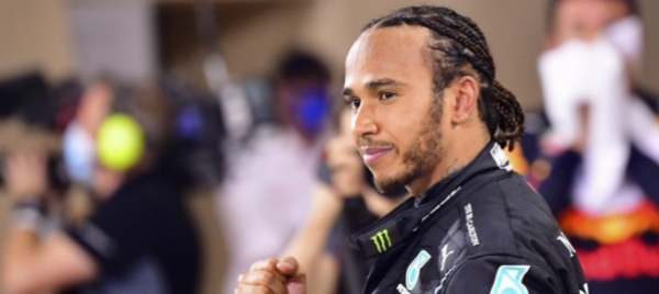 si-riparte-con-lewis-hamilton-sempre-preda-e-predatore