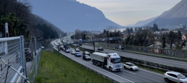 s-salvatore-colonne-in-a2-per-un-guasto-alla-rete-idrica