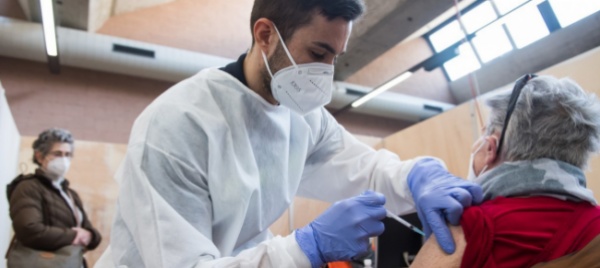 case-anziani-grigionesi-ospiti-senza-mascherina-se-vaccinati
