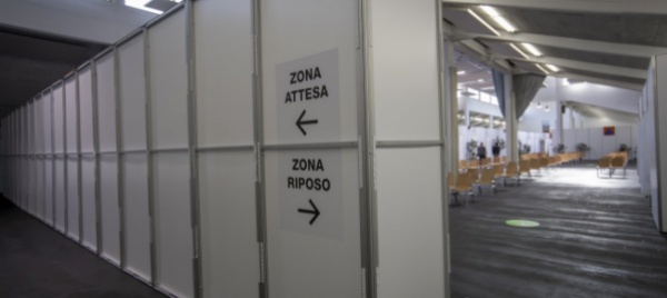 bellinzona-vaccinazioni-per-gli-over-75-al-mercato-coperto