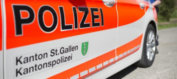 san-gallo-polizia-interrompe-festa-illegale-scoppiano-scontri
