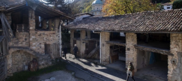 le-antiche-fornaci-di-riva-aprono-ad-arte-e-cultura
