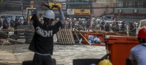 birmania-proteste-represse-nel-sangue-38-i-morti-oggi