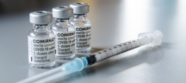 pace-fatta-tra-unione-europea-e-londra-sui-vaccini