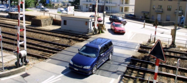 lugano-chiude-dal-26-marzo-il-passaggio-a-livello-in-stazione