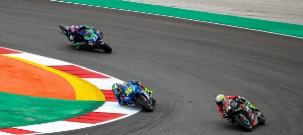 aprilia-segue-la-concorrenza-avanti-almeno-fino-al-2026