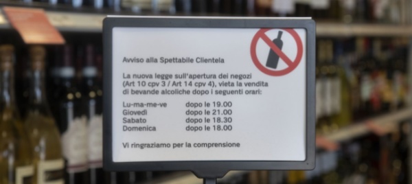 va-abolito-pure-il-divieto-di-vendita-serale-dei-distillati