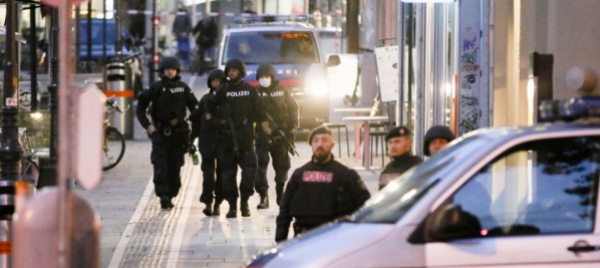 attentato-di-vienna-rilasciato-uno-dei-due-svizzeri-arrestati