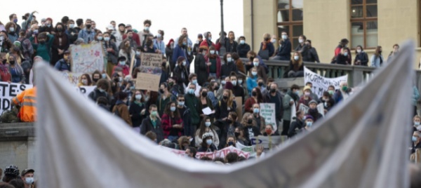 il-divieto-di-manifestazioni-e-incostituzionale