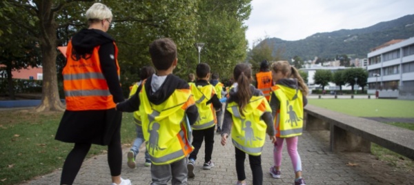 la-piu-bella-linea-di-pedibus-scatta-una-fotografia